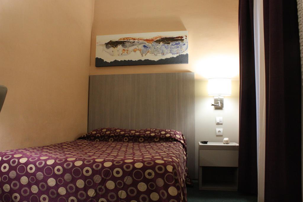 Hotel Excelsior Paris Quarto foto